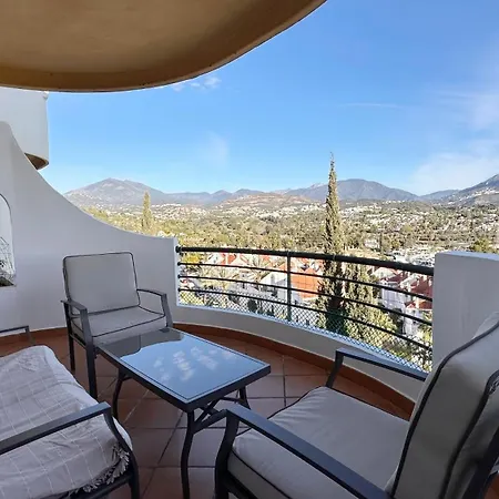 Stunning Views Senorio De Aloha Apartment Marbella